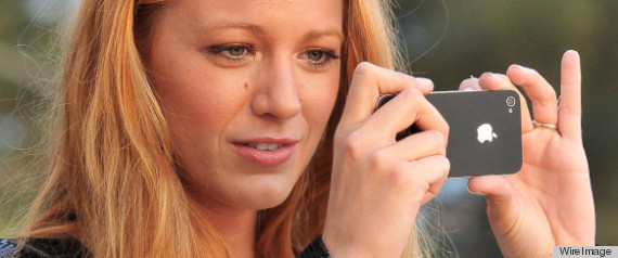 r-BLAKE-LIVELY-IPHONE-large570