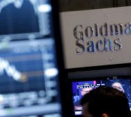 Earns Goldman Sachs